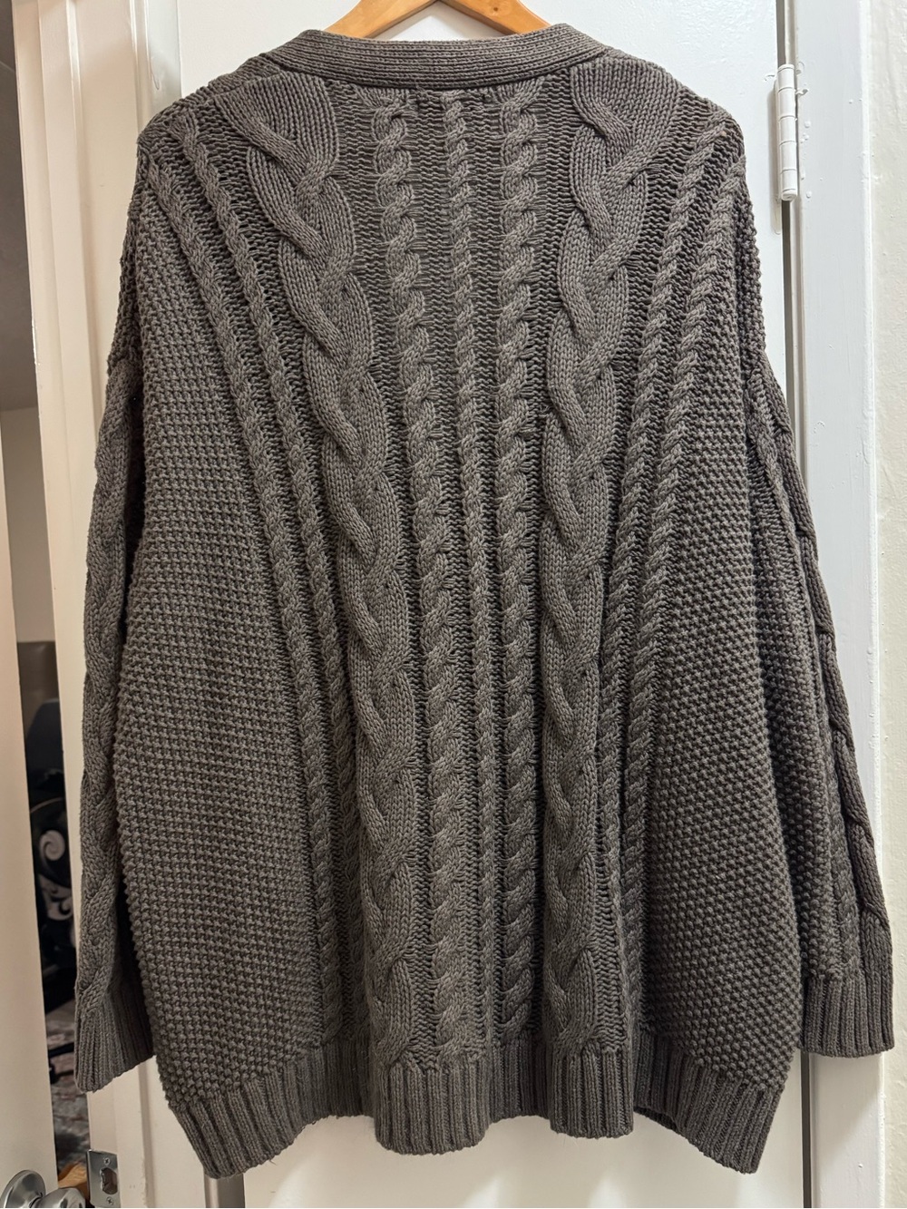 Quince Oversized Cable-Knit Button-Front Cardigan - Brown 100% Organic Cotton - Picture 5 of 7